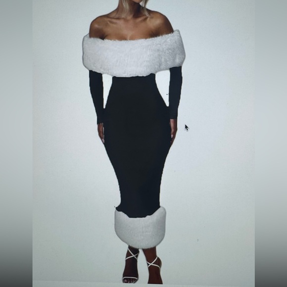 Dresses & Skirts - Black Santa Dress with White Fur Trim Small (size 2)